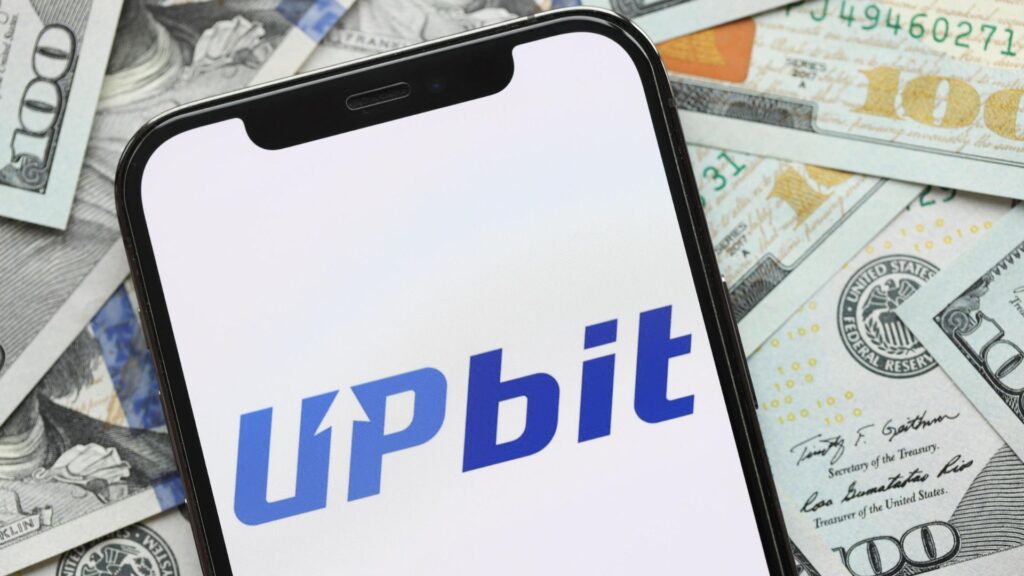 Sàn Upbit là gì? Đánh giá sàn Upbit chuyên sâu 3 Với các chứng chỉ ISO, ISMS-P và hệ thống giám sát AI, Upbit mang lại cảm giác an toàn tuyệt đối