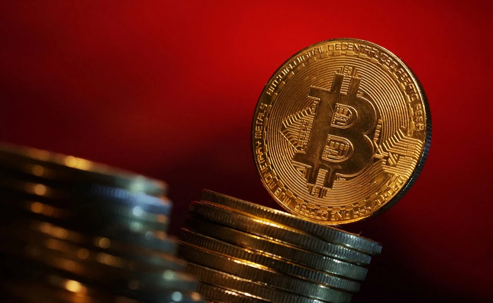 Bitcoin bất ngờ “rơi thẳng đứng” xuống 24.000 USD